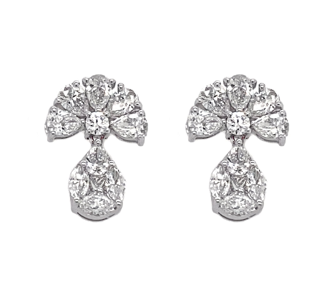 18kt White Gold Diamond Earrings