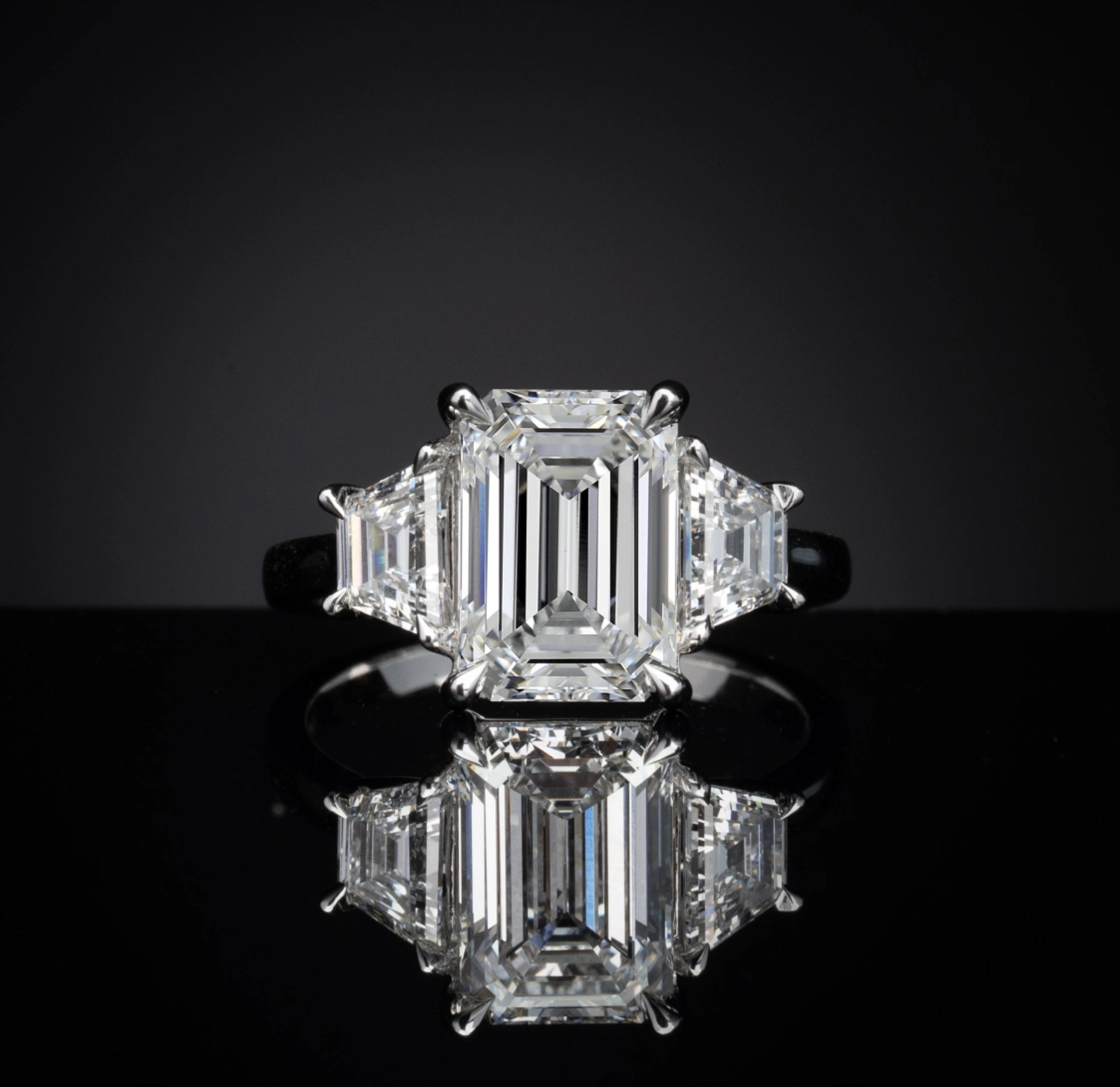 14kt White Gold Lab Diamond Ring