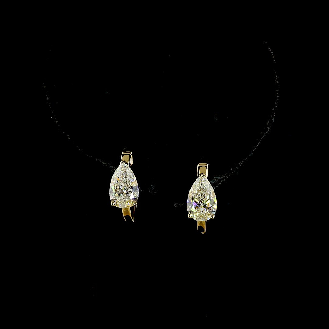 14kt Yellow Gold Lab Diamond Earrings