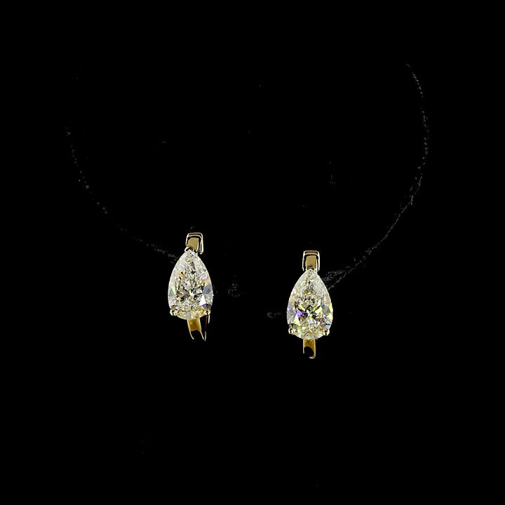 14kt Yellow Gold Lab Diamond Earrings