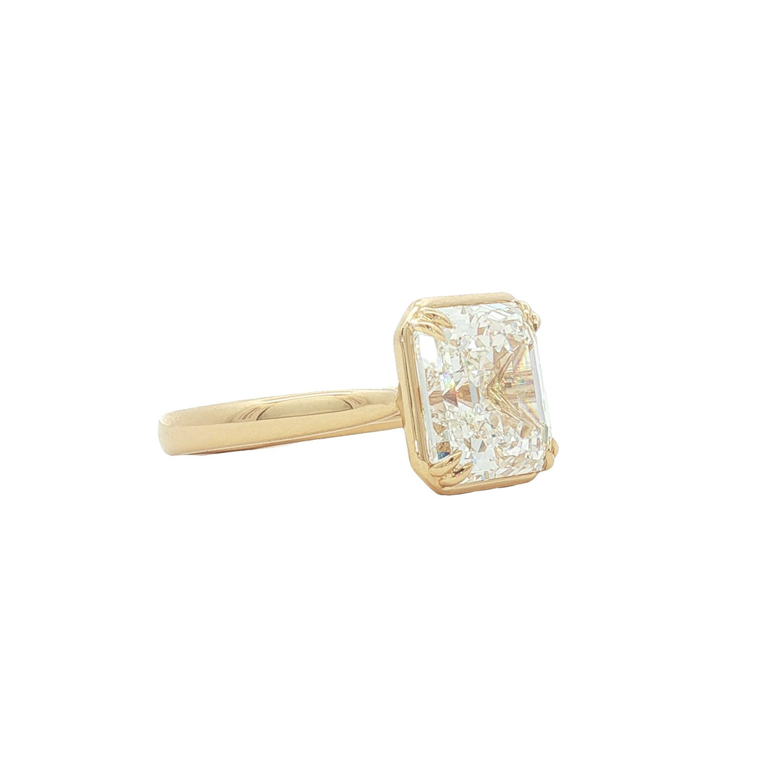 14kt Yellow Gold Lab Diamond Ring