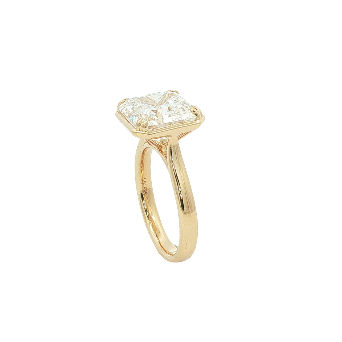 14kt Yellow Gold Lab Diamond Ring
