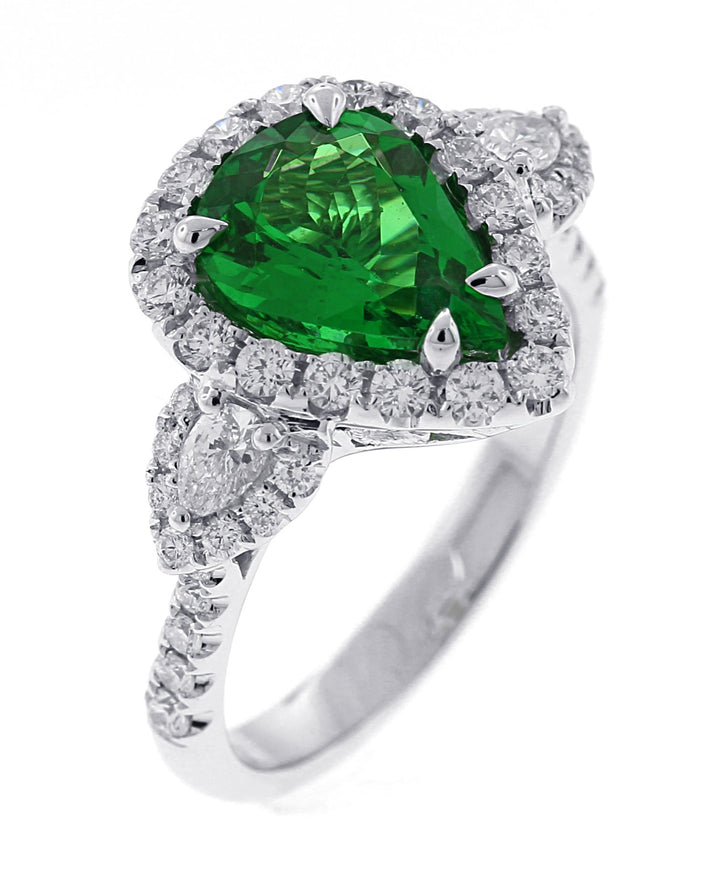 18kt White Gold Tsavorite Ring