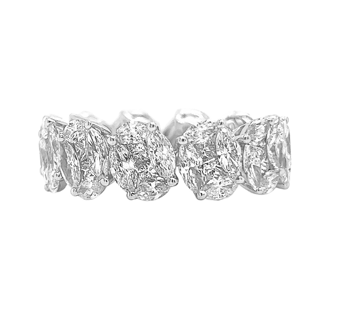 18kt White Gold Diamond Band