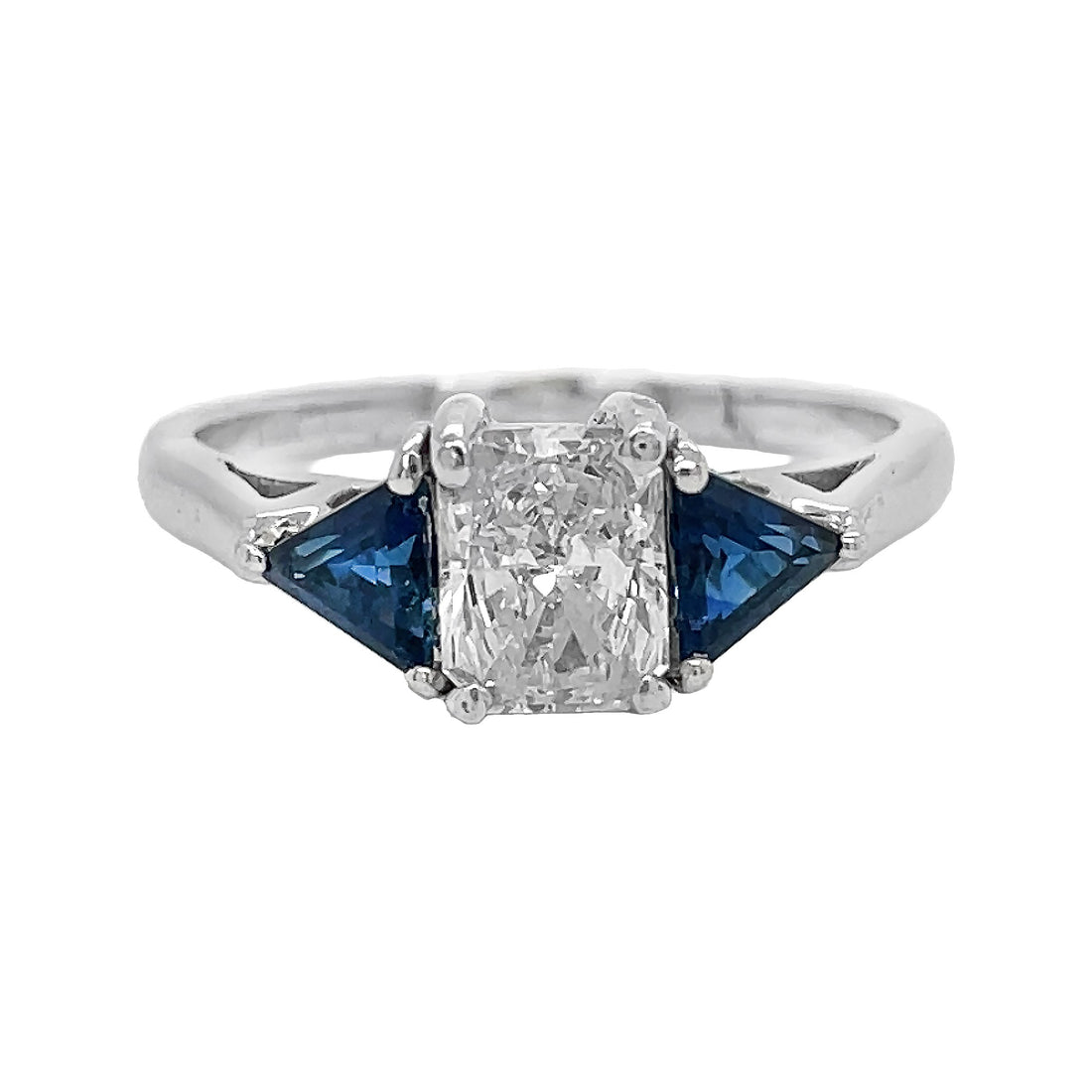 18kt White Gold Diamond and Blue Sapphire Ring