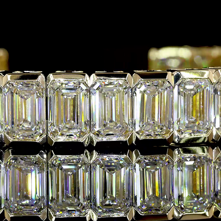14kt Yellow Gold Lab Diamond Bangle