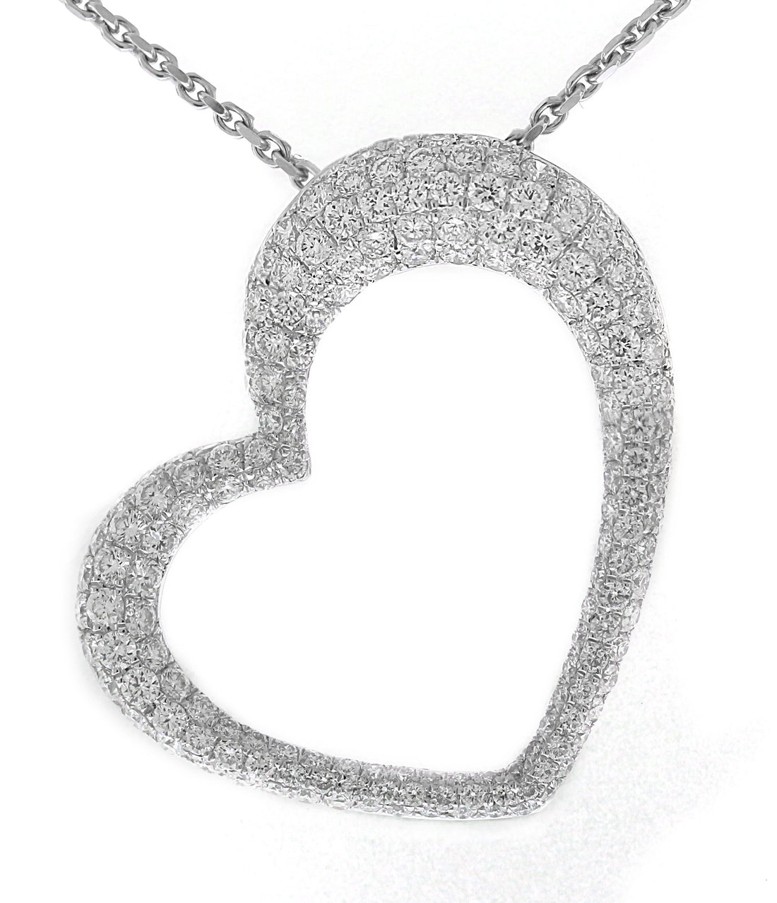 18kt White Gold Diamond Heart Pendant