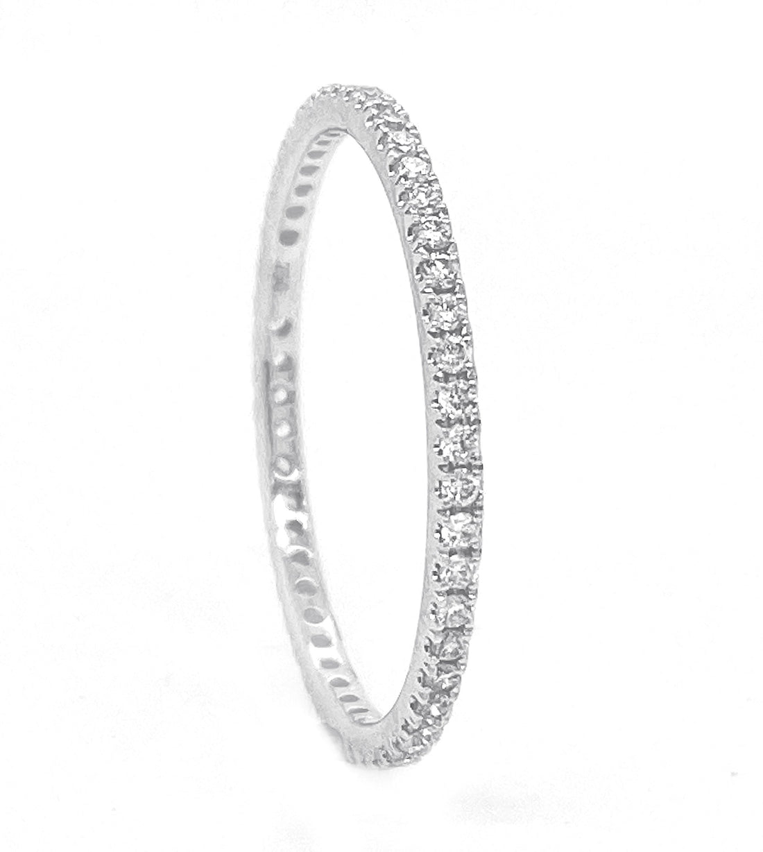 18kt White Gold Diamond Band