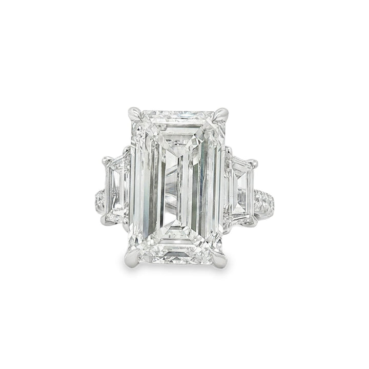 14kt White Gold Lab Diamond Ring