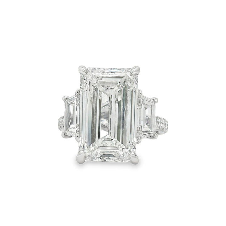 14kt White Gold Lab Diamond Ring