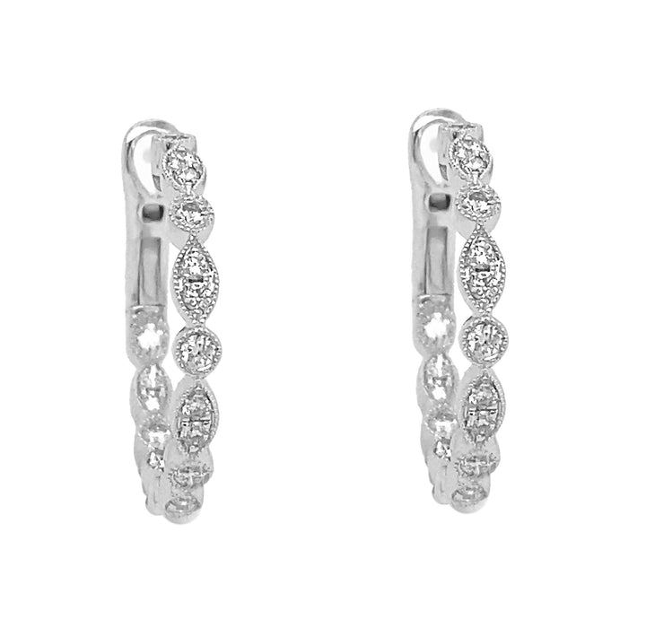 18kt White Gold Diamond Earrings