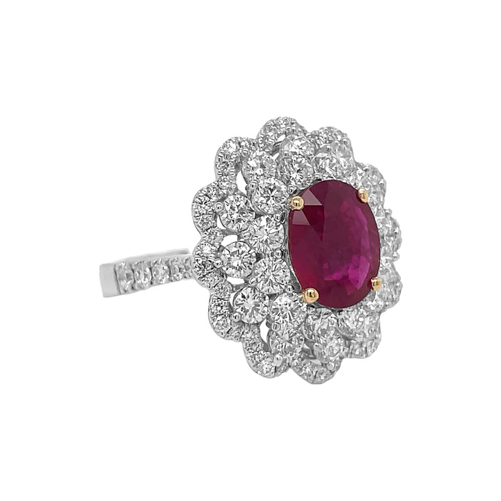 18kt White Gold Diamond And Ruby Ring