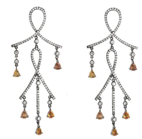 18kt White Gold Diamond Dangling Earrings