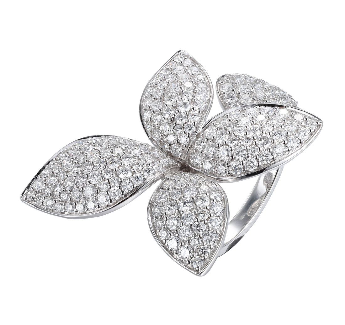 18kt White Gold Diamond Flower Ring