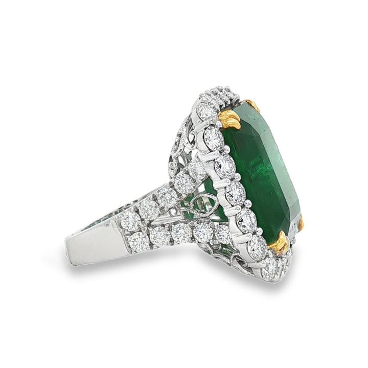 18kt White Gold Diamond and GIA Certified Green Emerald Ring