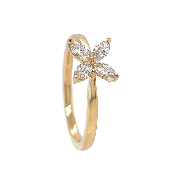 18kt Yellow Gold Diamond Ring
