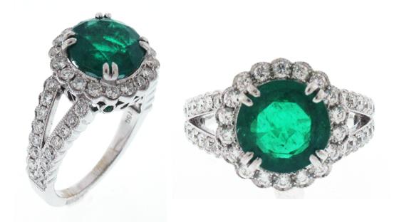 18kt White Gold Emerald Ring