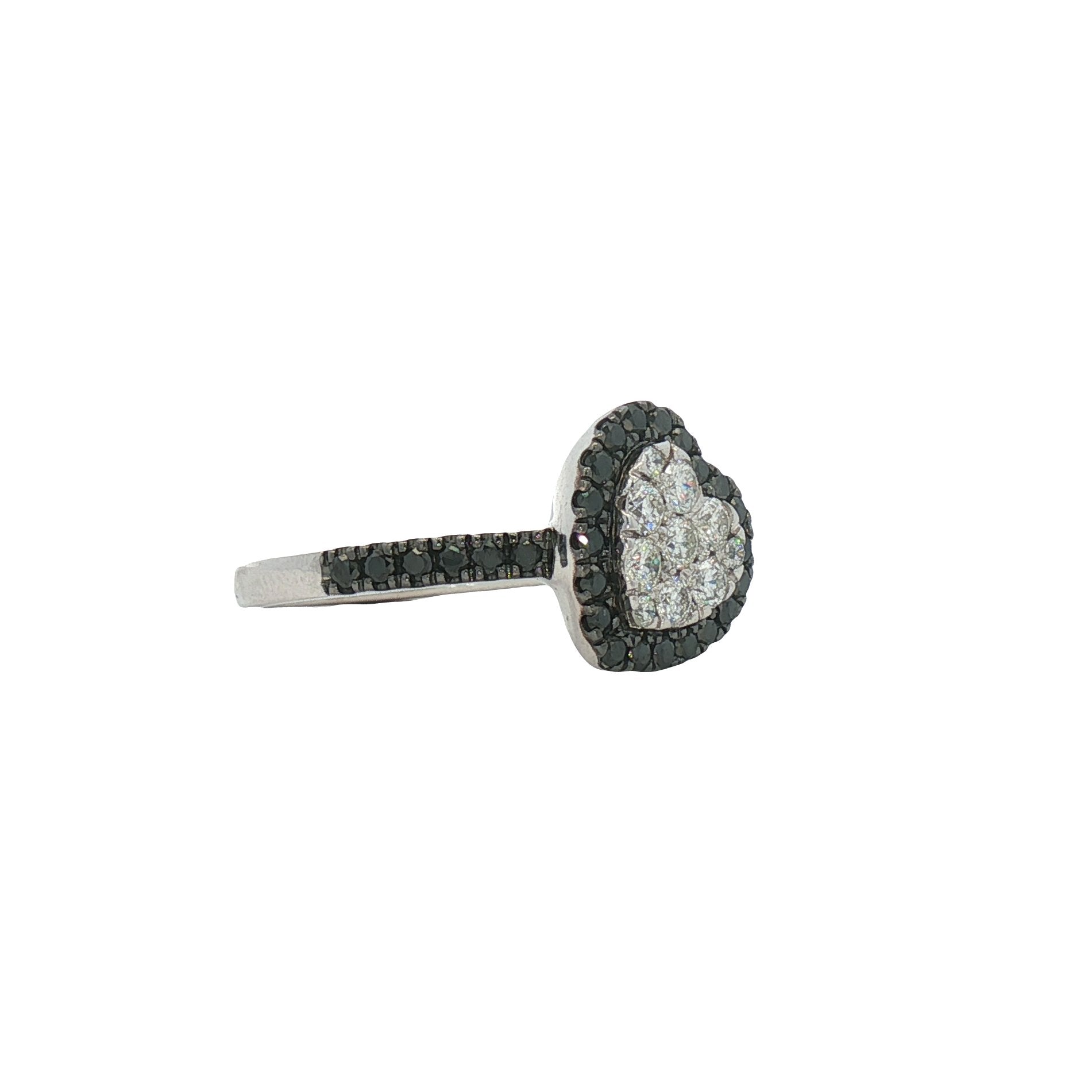 18kt White Gold Diamond Ring