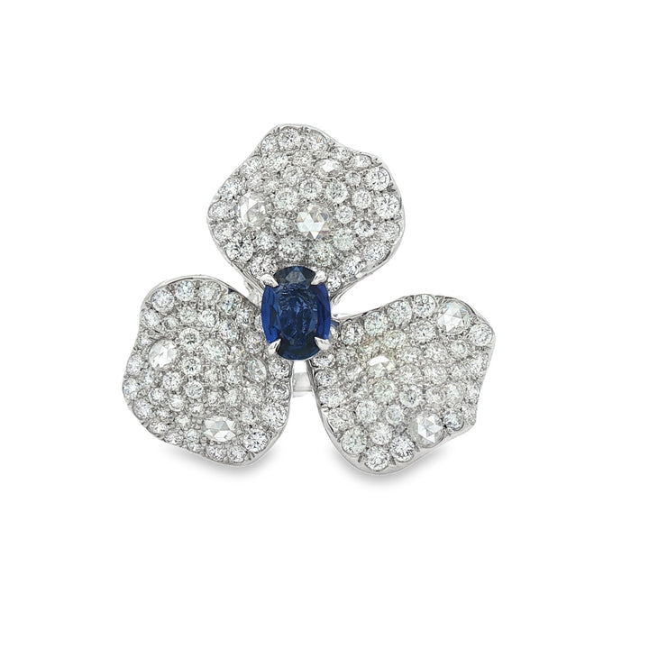 18kt White Gold Diamond And Sapphire Ring