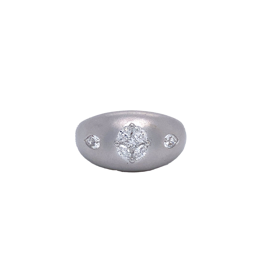 18kt White Gold Diamond Ring
