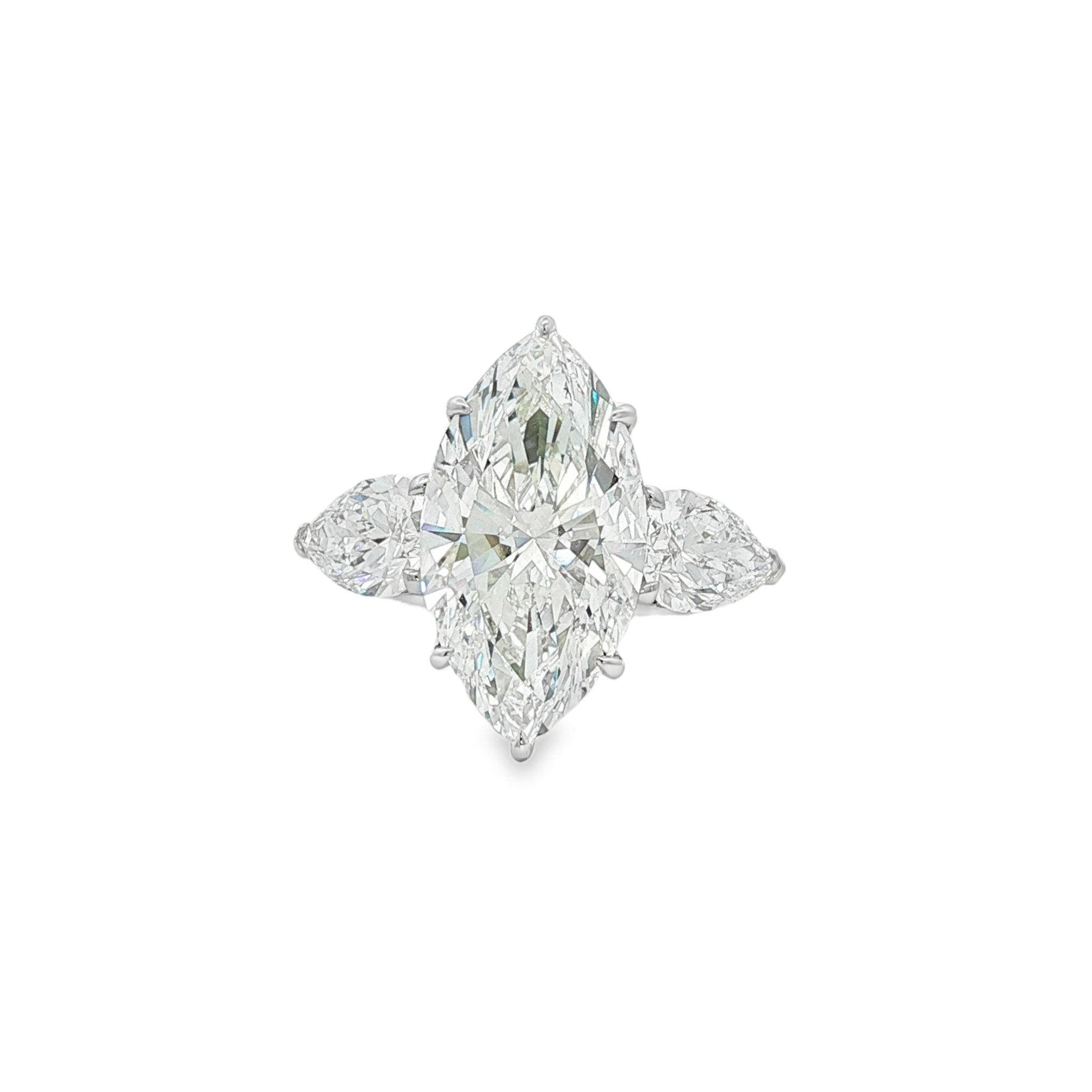 14kt White Gold Lab Diamond Ring