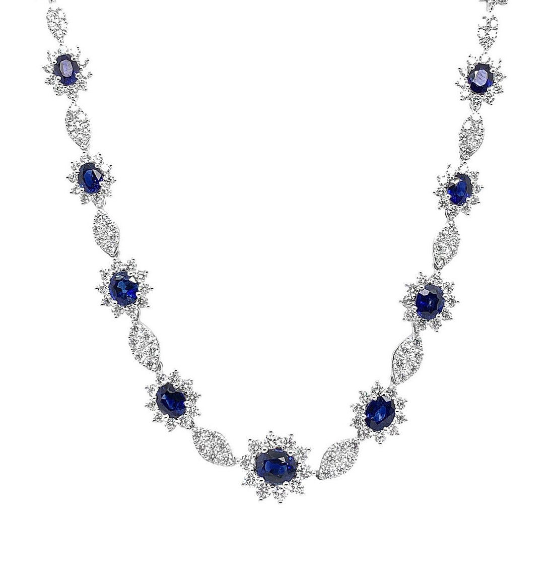 18kt White Gold Diamond Necklace