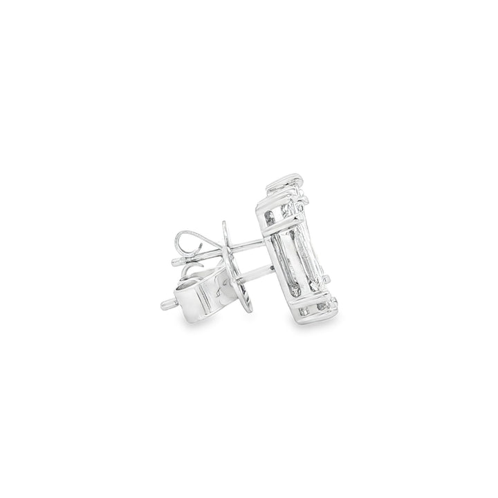 18kt White Gold Diamond Earrings