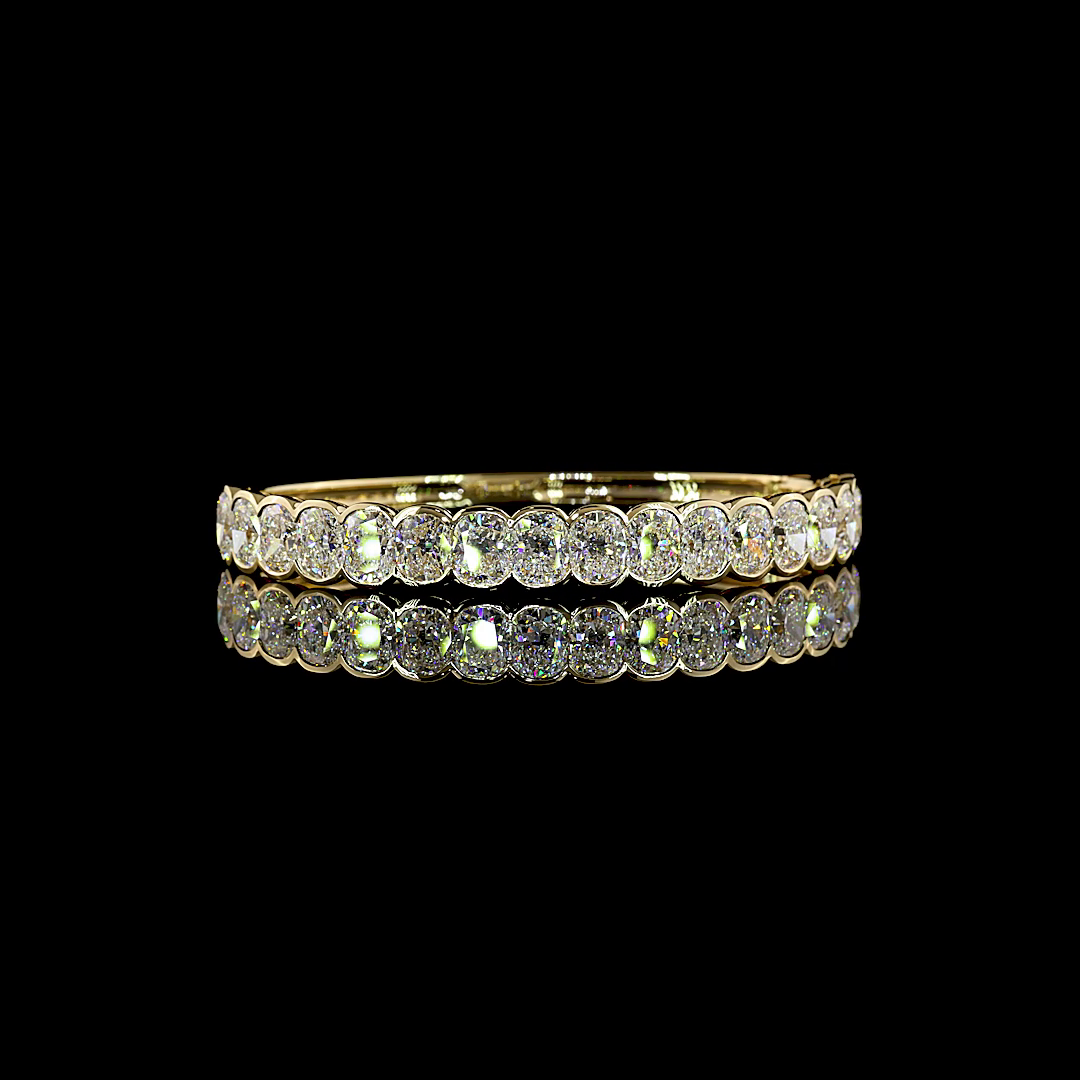 14kt Yellow Gold Lab Diamond Bangle