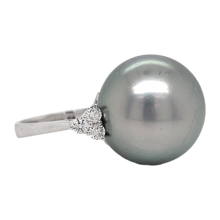 18kt White Gold Diamond and Pearl Ring.