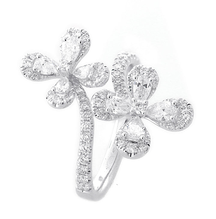 18kt White Gold Diamond Flower Ring