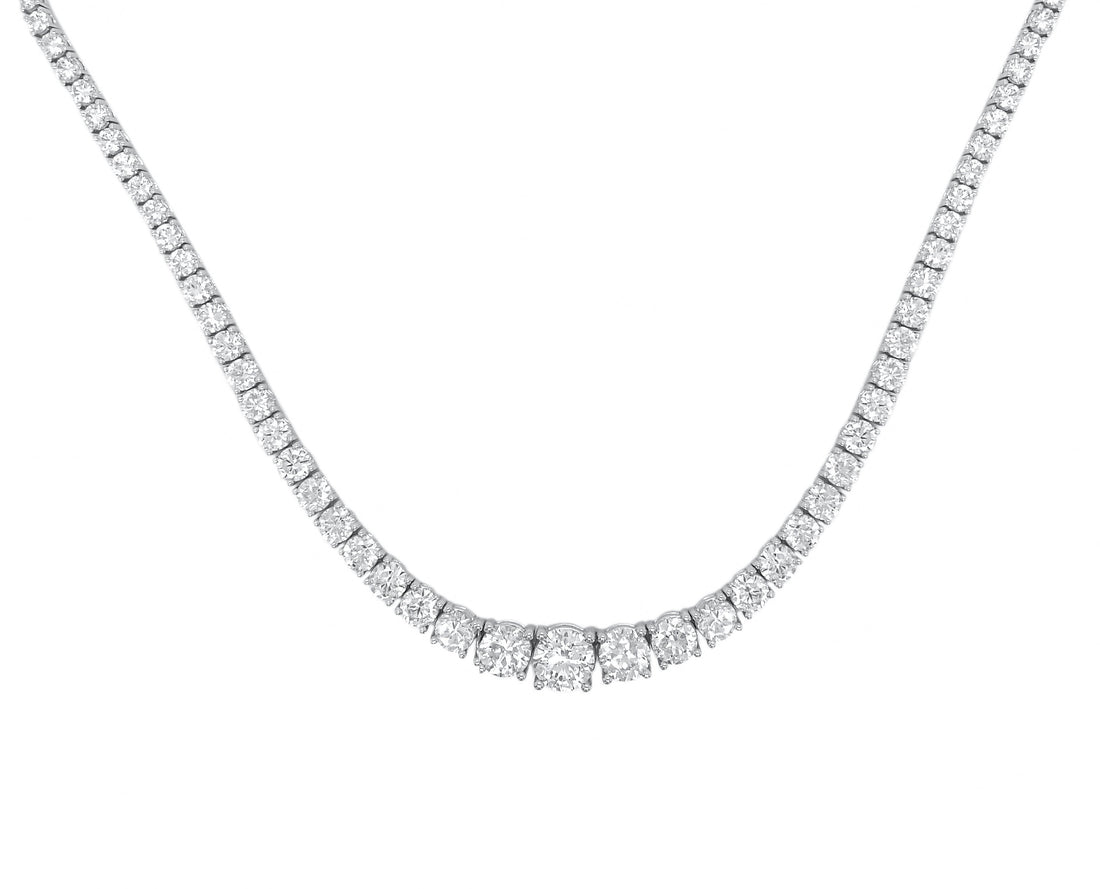 18kt White Gold Diamond Necklace