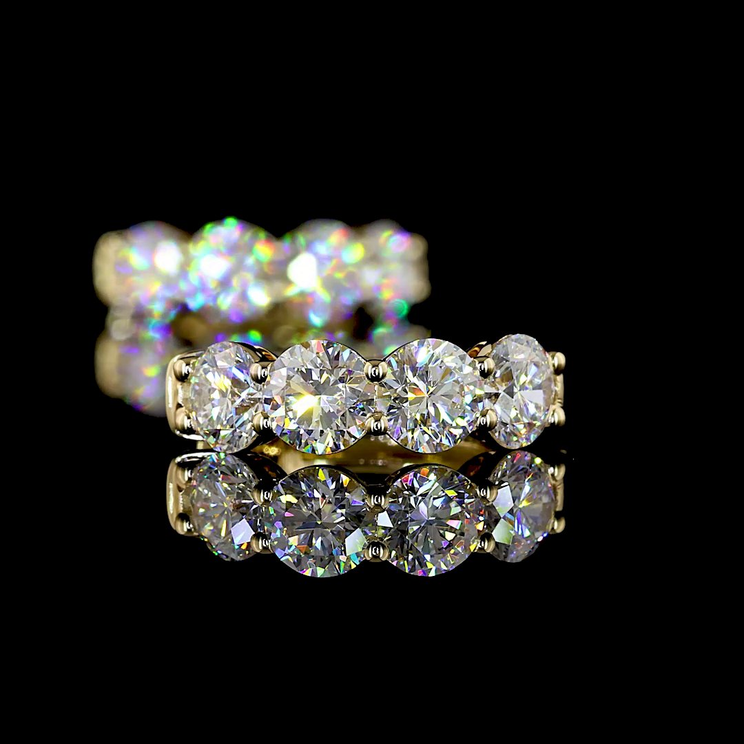 18kt Yellow Gold Diamond Huggie Earring