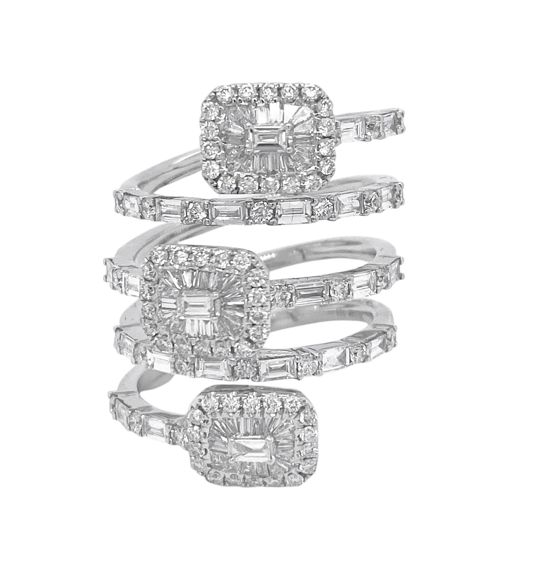 18kt White Gold Diamond Ring