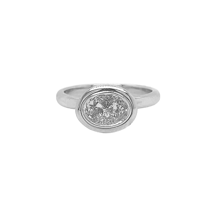 18kt White Gold Diamond Ring