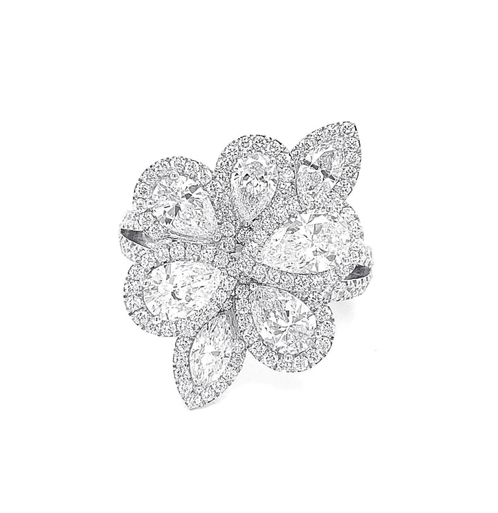 18kt White Gold Diamond Ring
