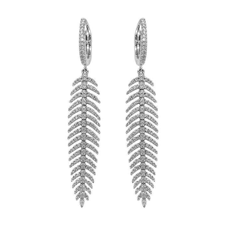 18kt White Gold Diamond Dangling Earrings