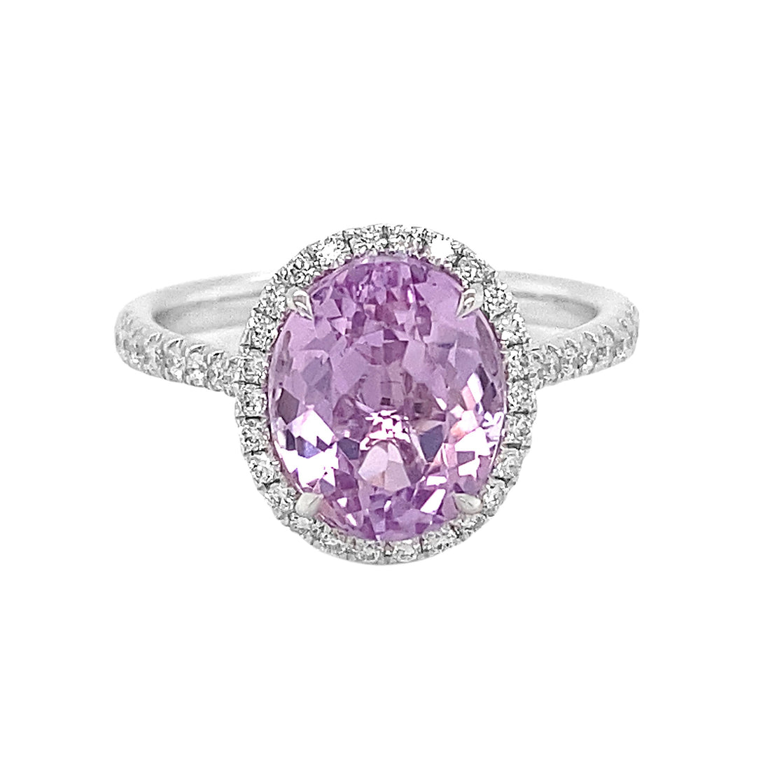 18kt White Gold Diamond Ring