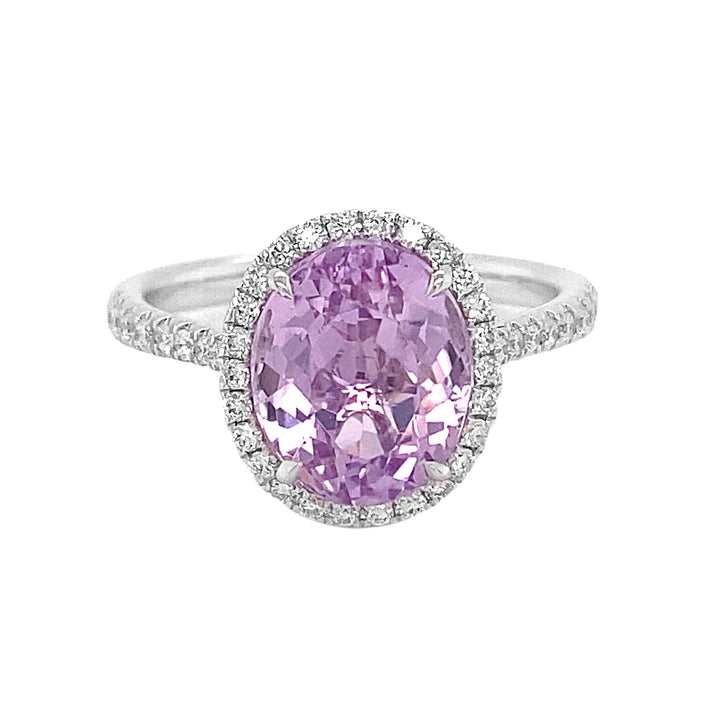 18kt White Gold Diamond Ring