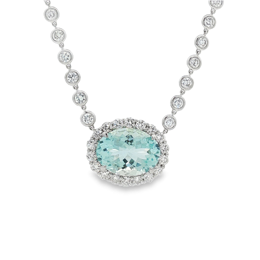 18kt White Gold Diamond And Aquamarine Pendant