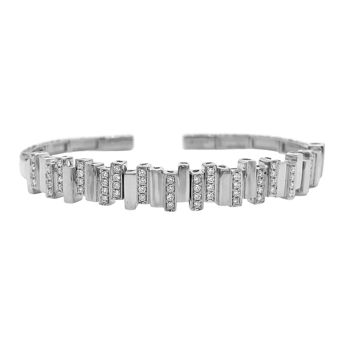 18kt White Gold Diamond Bangle