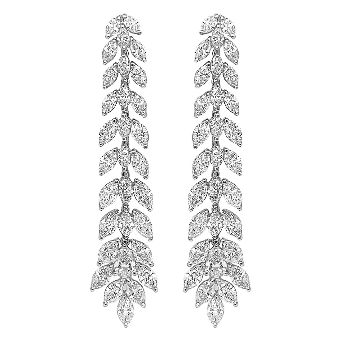 18kt White Gold Diamond Earrings