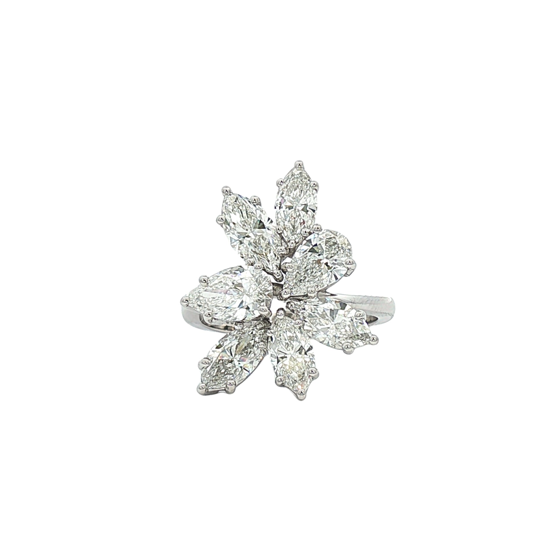 18kt White Gold Lab Diamond Ring