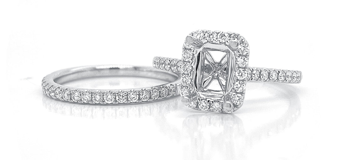 18kt White Gold Diamond Halo Semi Mount With Matching Band