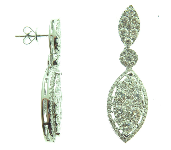 18kt White Gold Diamond Dangling Earrings