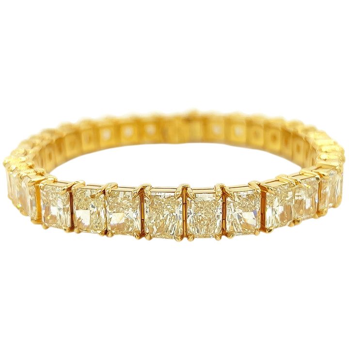 18kt Yellow Gold Diamond Bracelet