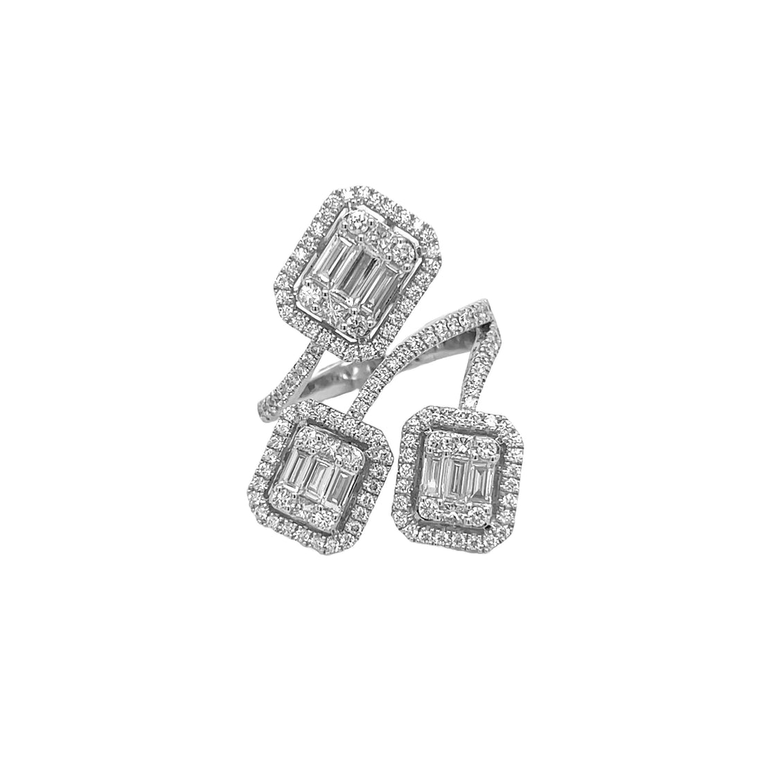18kt White Gold Diamond Ring