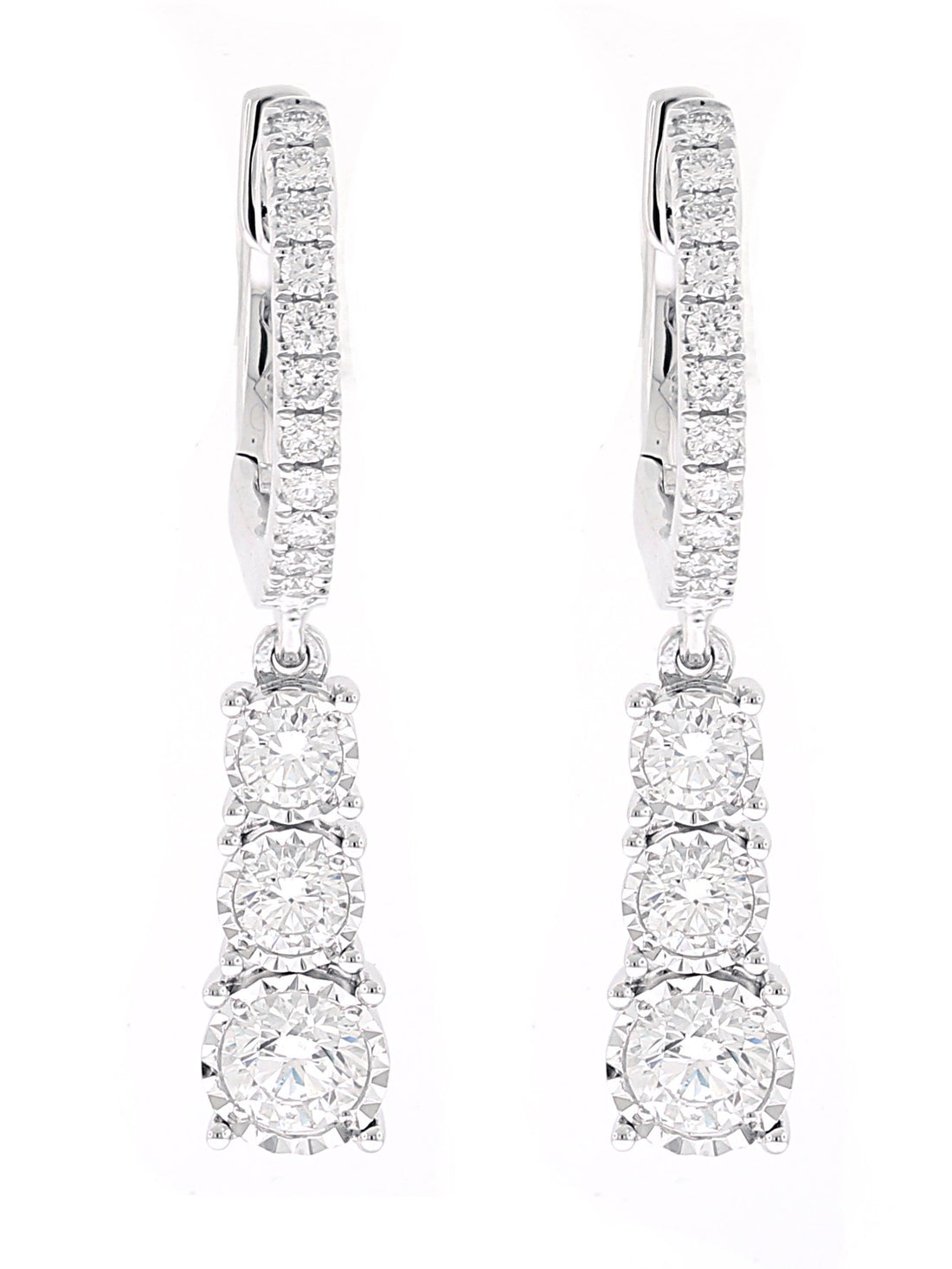 18kt White Gold Diamond Earrings