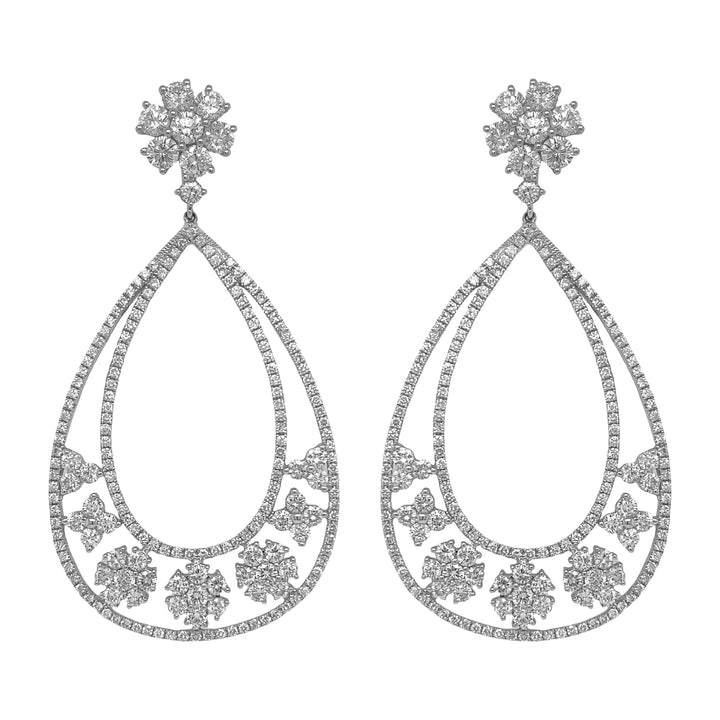 18kt White Gold Diamond Dangling Earrings