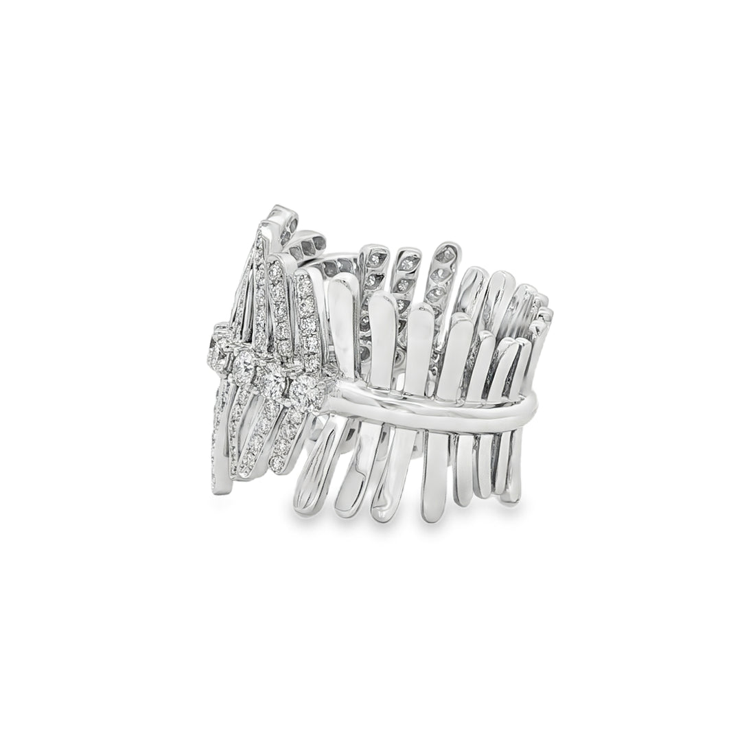 18kt White Gold Diamond Ring