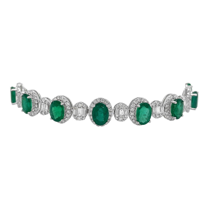 18kt White Gold Diamond and Emerald Bracelet